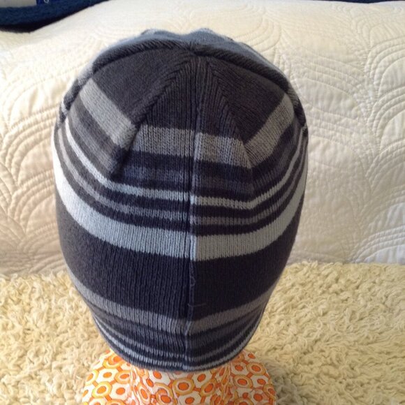 NWOT PGA Tour Golf Knit Beanie; OS, striped Grey, Hole-in-One; Fall and Winter - Picture 3 of 6